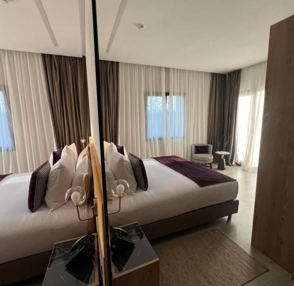 اتاق لوکس با بالکن, Ben Batouta   Tanger