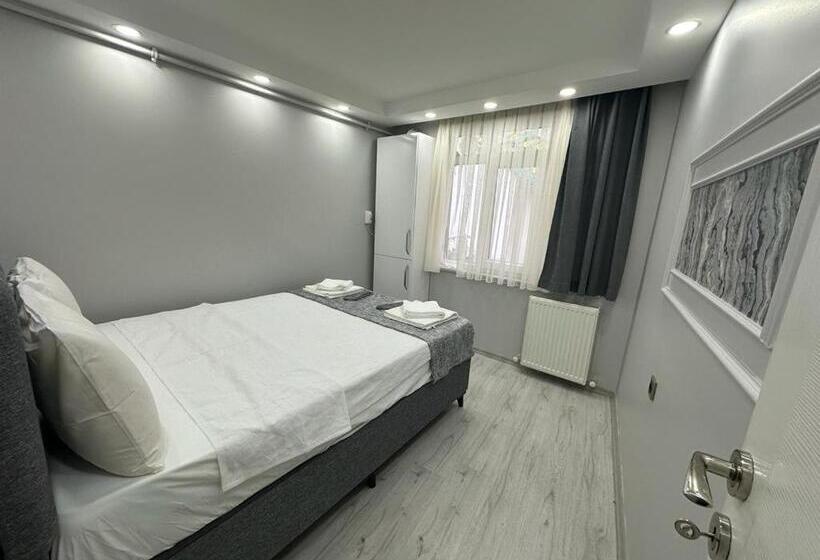 Семейный Полулюкс, Joe Black Apart