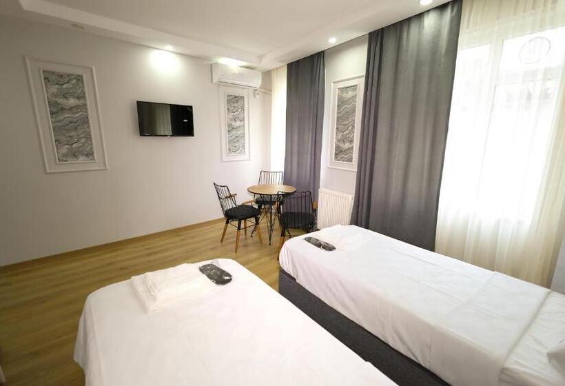 Семейный Полулюкс, Joe Black Apart