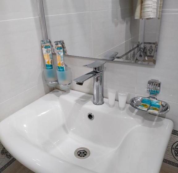 اتاق استاندارد, Muidin