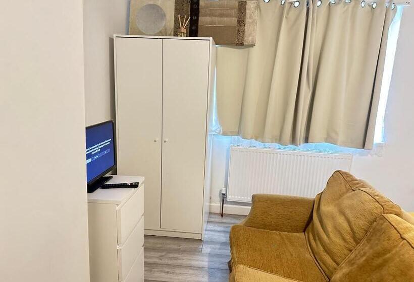 Номер Стандарт, Ebehi Inn