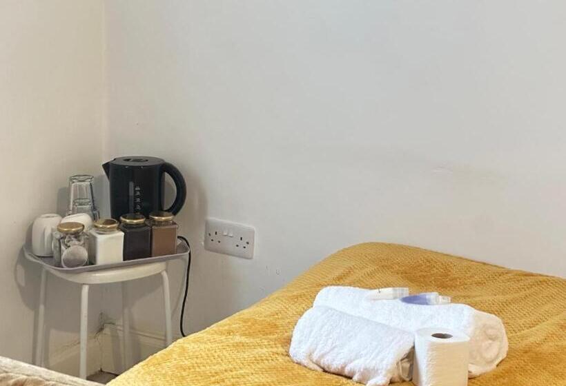 Номер Стандарт, Ebehi Inn