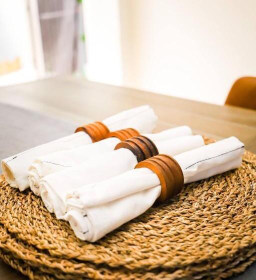 اتاق استاندارد, Room In Apartment   Pr Pvt Rm 5 Qn Bed Gated Comm Easy Parking