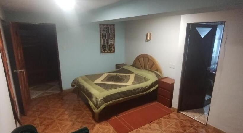 Номер Deluxe, Wallparisonqopisaccentro