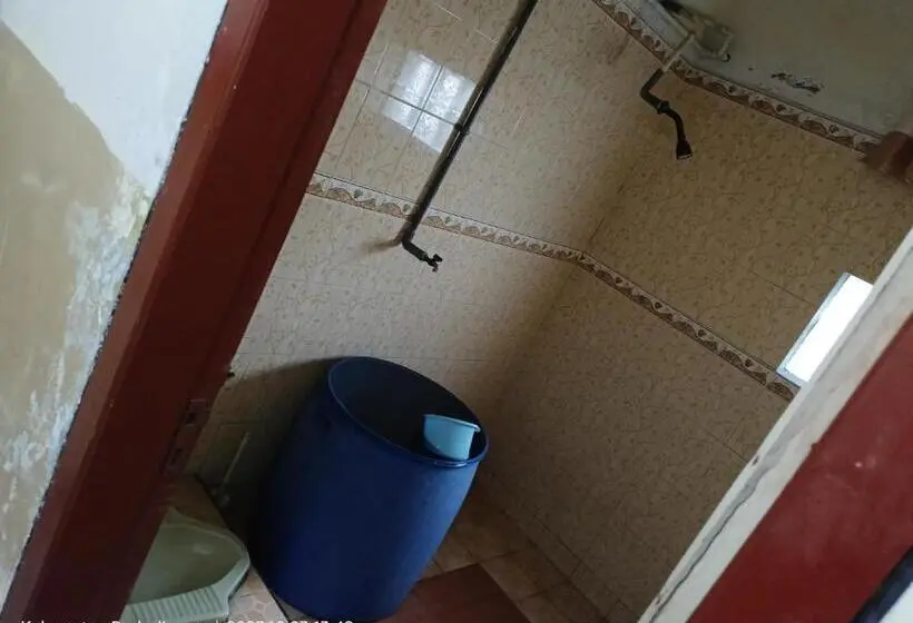 StandaardKamer, Warung Rizka2