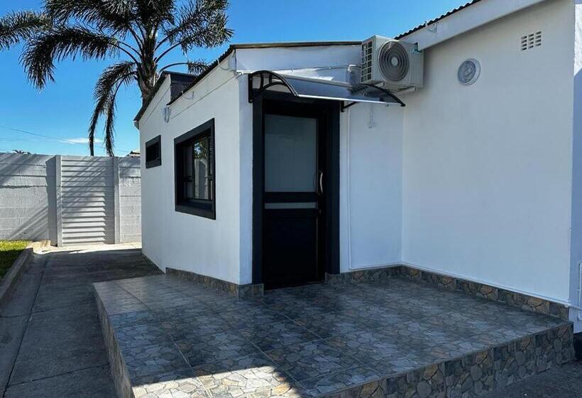 スタンダードルーム, Zuri Place