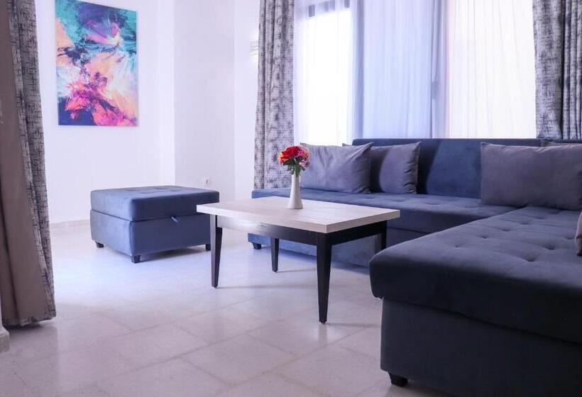 آپارتمان 1 خوابه با چشم‌انداز دریا, Rusica Park