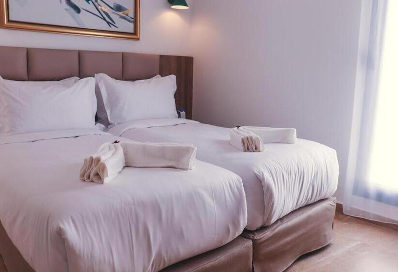 ویلای یک اتاق خوابه با استخر شنا, Rusica Park