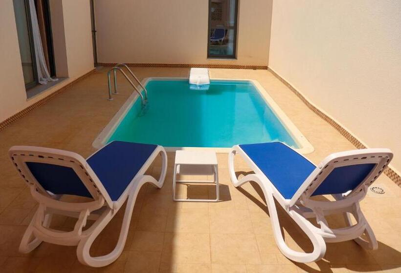 آپارتمان دوبلکس 1 خوابه, Rusica Park