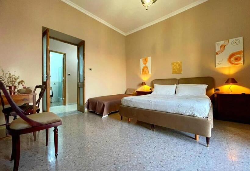 海景豪华三人间, Sagittarius B&b