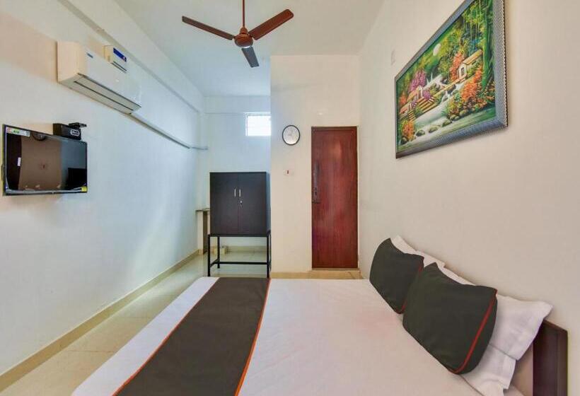 غرفة كلاسيكية ثلاثية, Collection O The Lawns