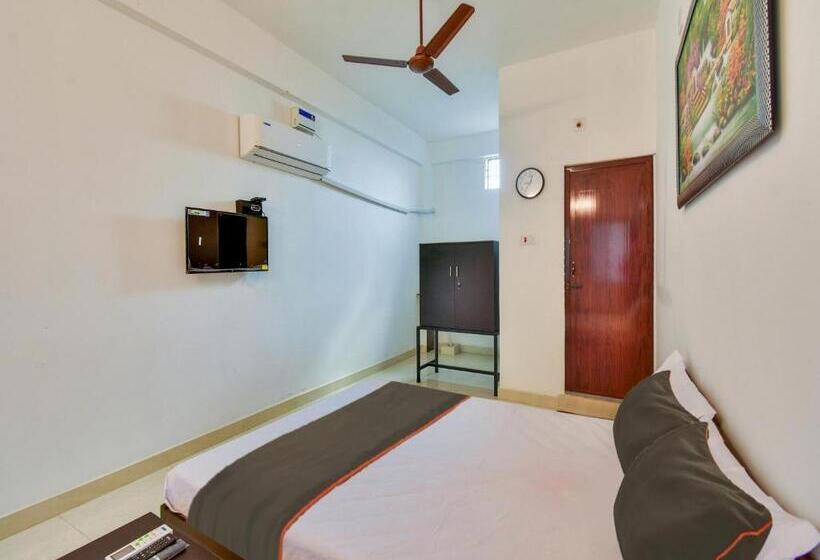 غرفة كلاسيكية ثلاثية, Collection O The Lawns