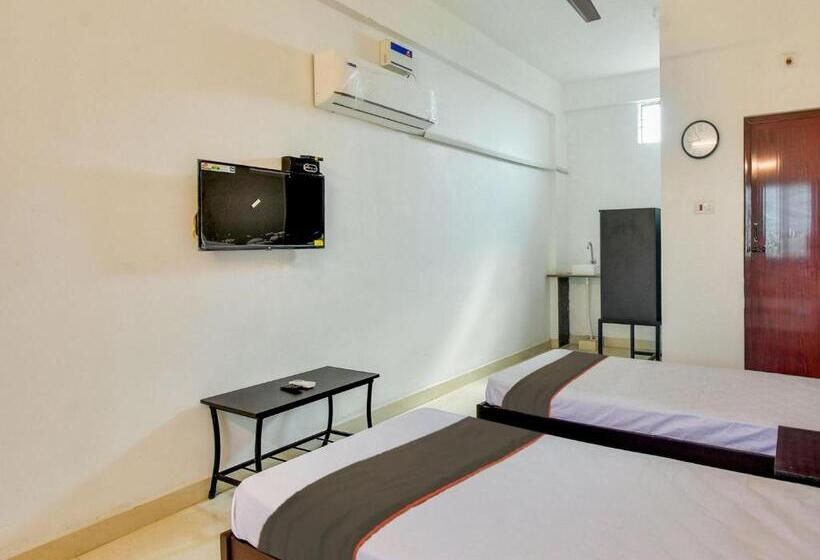 غرفة كلاسيكية ثلاثية, Collection O The Lawns