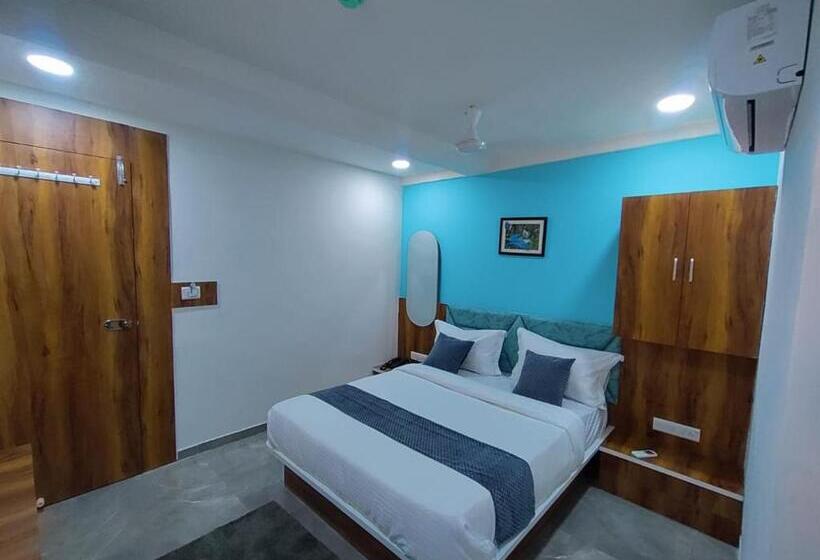 Номер Deluxe, Lee Park