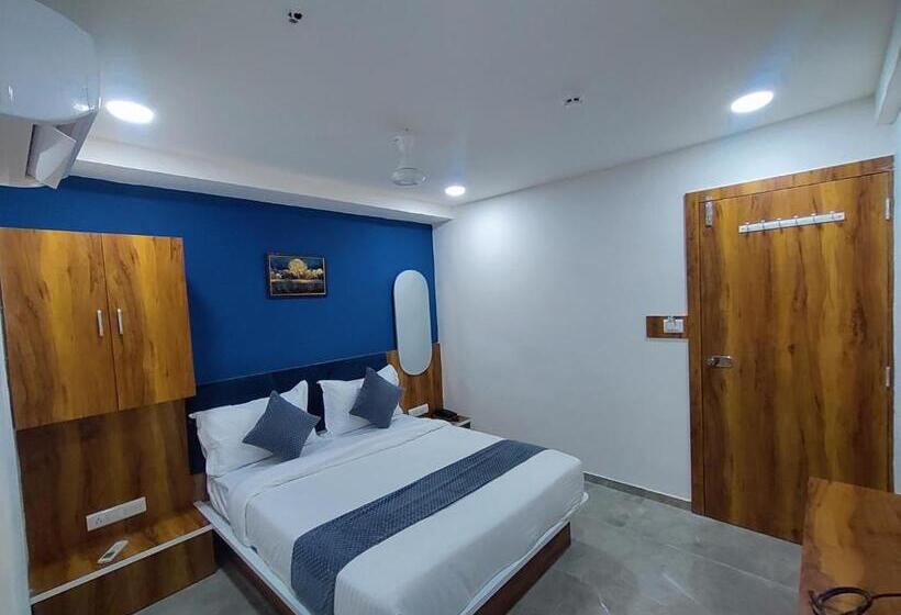 Номер Deluxe, Lee Park