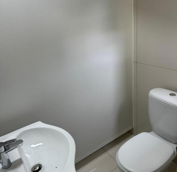 تختخواب در اتاق مشترک, Owls Hostel Ildefonso