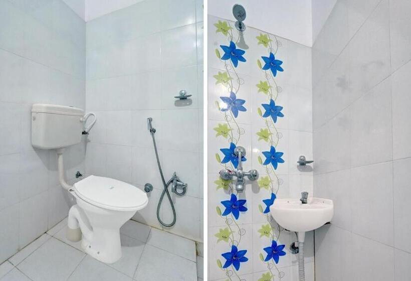 Klassiskt Trippelrum, Shiv Tripti And Banquet Hall