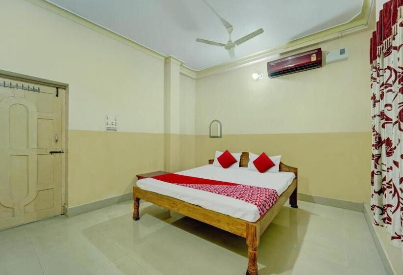 Klassiskt Trippelrum, Shiv Tripti And Banquet Hall