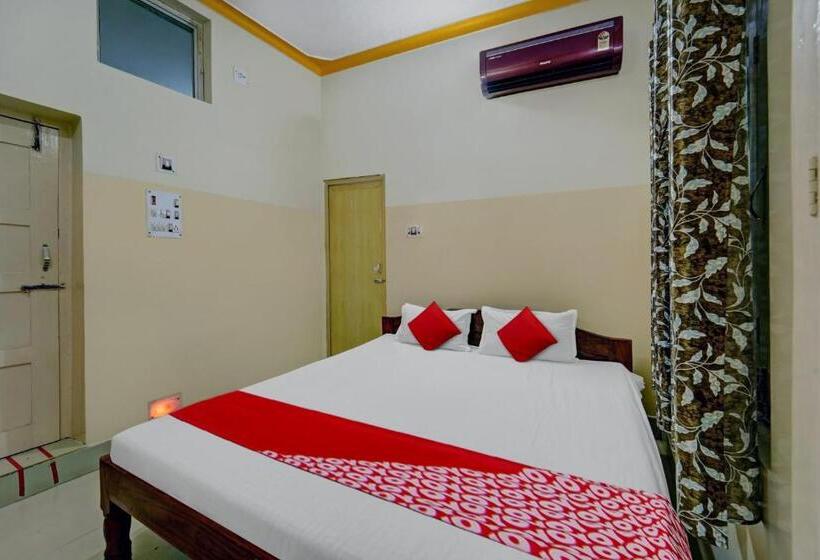 Klassiskt Trippelrum, Shiv Tripti And Banquet Hall