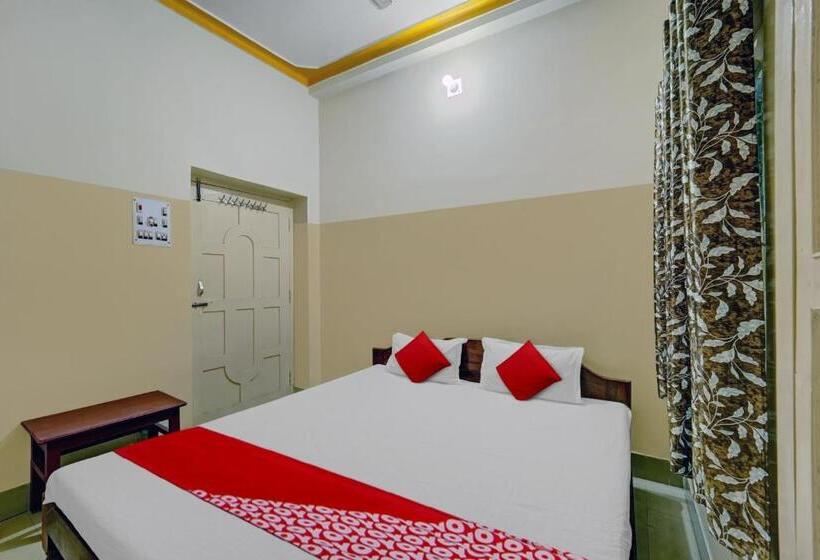 Klassiskt Trippelrum, Shiv Tripti And Banquet Hall