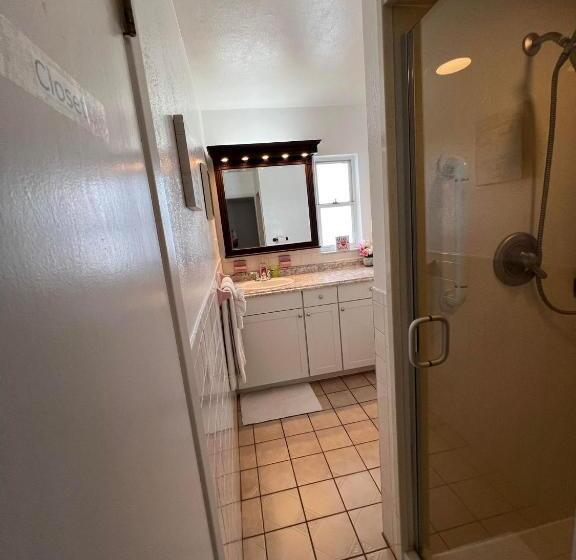 إستديو عائلى, Cozy Private Studio W/own Yard   3mi From Beach