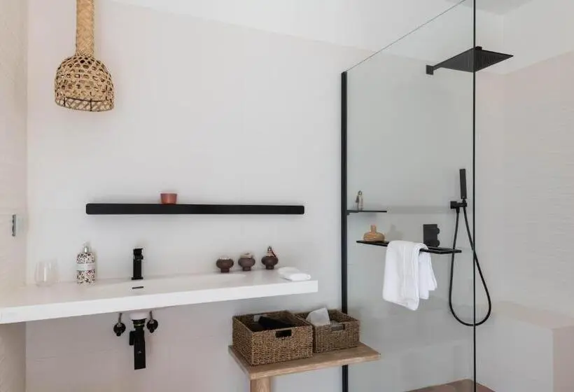 اتاق استاندارد برای معلولان, La Bastide Des Culs Rousset