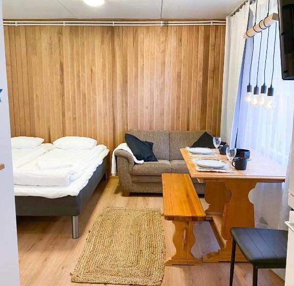 اتاق استاندارد با چشم‌انداز باغ, The Blueberry Inn