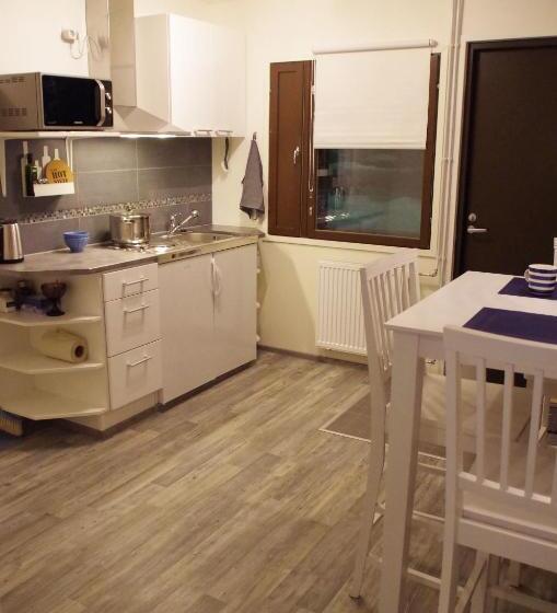 ファミリールーム, The Blueberry Inn