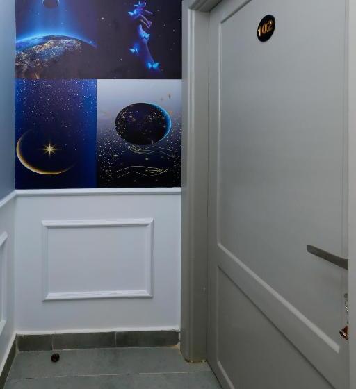 اتاق لوکس, Venus Pyramids Inn   Top Roof Access W Free Break Fast