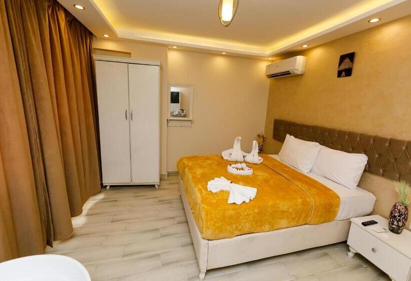 سوئیت با تخت بزرگ, Venus Pyramids Inn   Top Roof Access W Free Break Fast