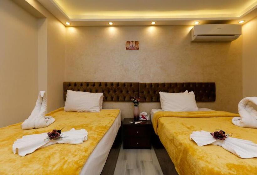 اتاق خانوادگی, Venus Pyramids Inn   Top Roof Access W Free Break Fast