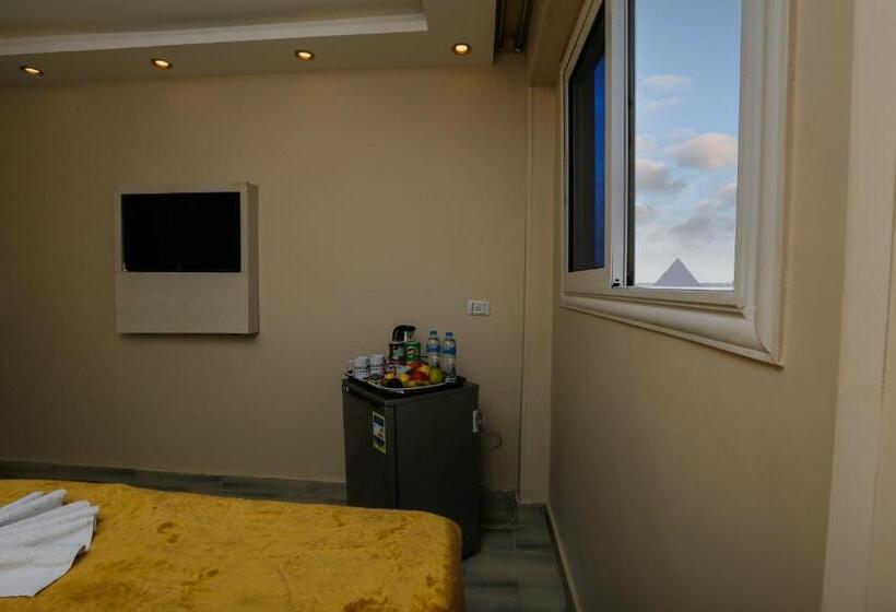 اتاق لوکس خانوادگی, Venus Pyramids Inn   Top Roof Access W Free Break Fast