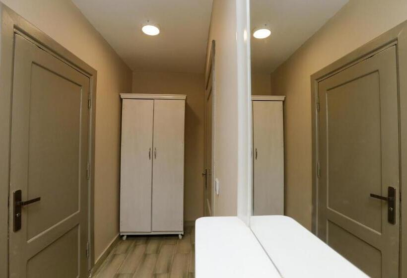 اتاق لوکس خانوادگی, Venus Pyramids Inn   Top Roof Access W Free Break Fast