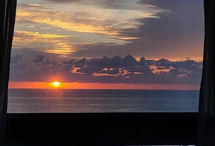 Estudi Estàndard Vista Mar, Sunsetbeach