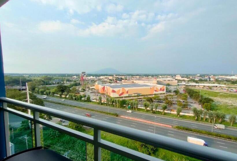 آپارتمان 1 خوابه با چشمانداز, The Aces Crib, Simplicity And Elegance