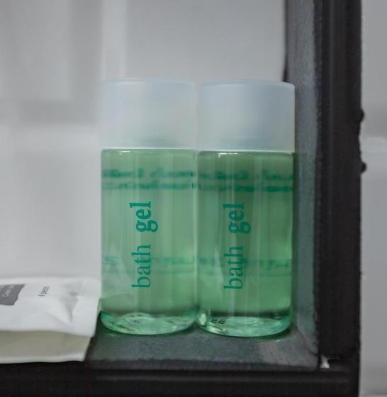 バルコニー付きスタンダードルーム, The Bright House, Koh Phi Phi