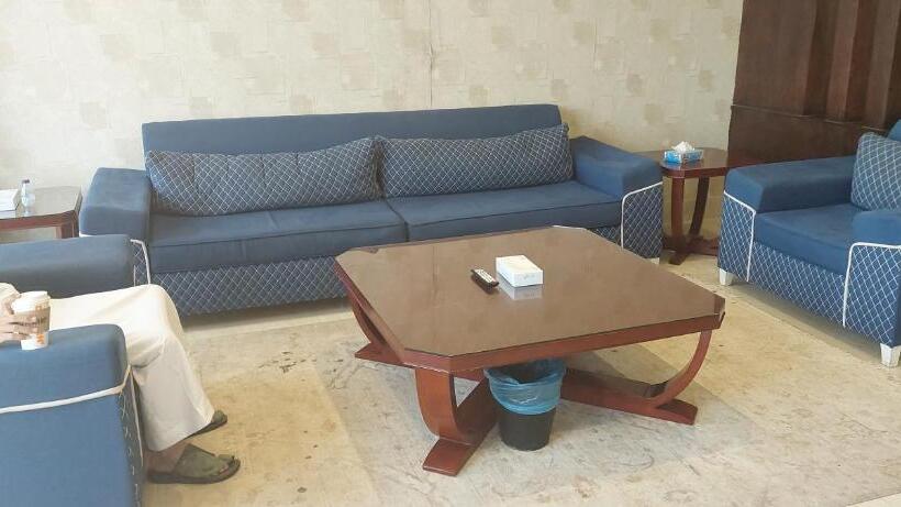 کلبه ییلاقی, Antola Resort Al Rimal