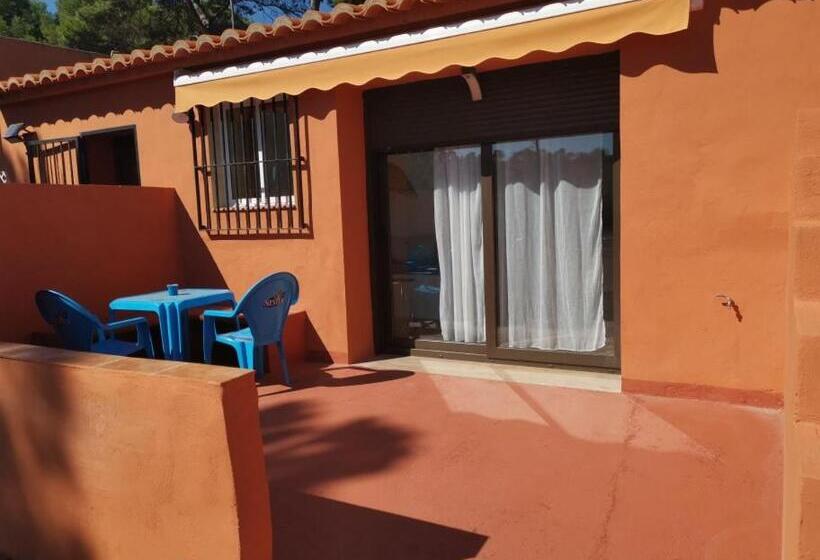 اتاق استاندارد چهار تخته, Relais Pollo Loco