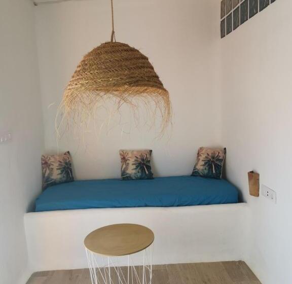 Standard Triple Room with Terrace, Relais Pollo Loco