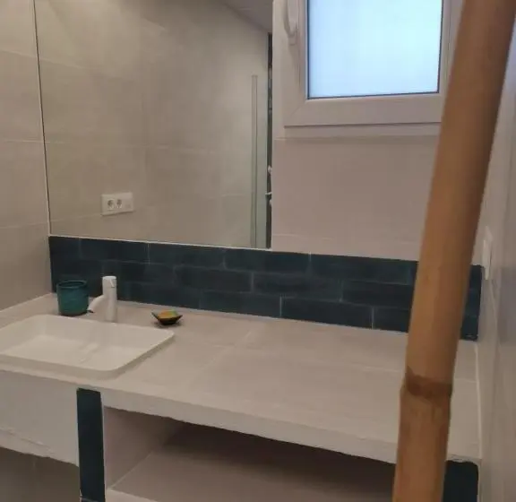 Standard Triple Room with Terrace, Relais Pollo Loco