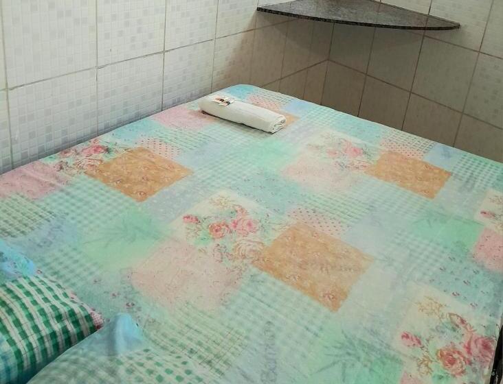 اتاق اکونومی, Bimba Salvador