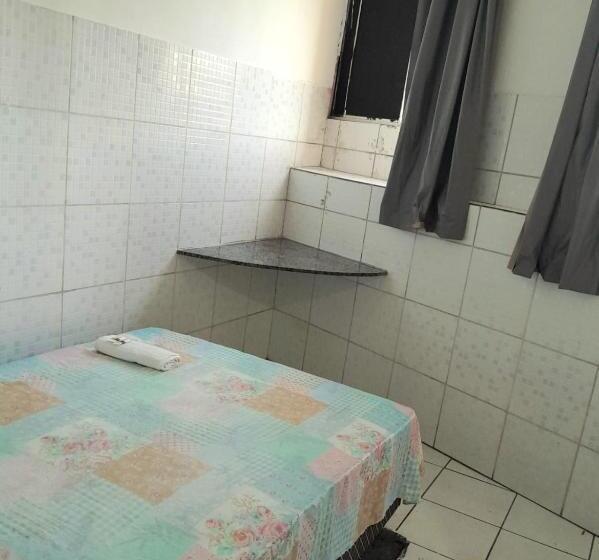 اتاق اکونومی, Bimba Salvador