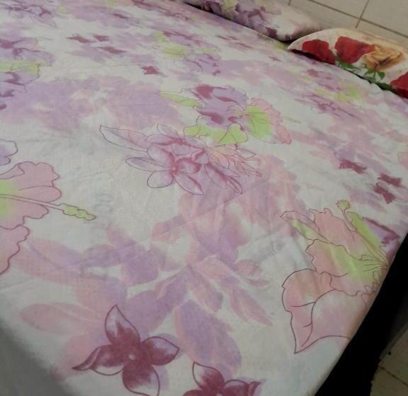 اتاق اکونومی, Bimba Salvador