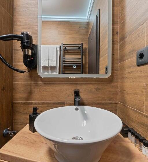 Ekonomiskt Rum, Fit Residence