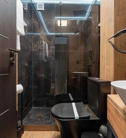 Ekonomiskt Rum, Fit Residence