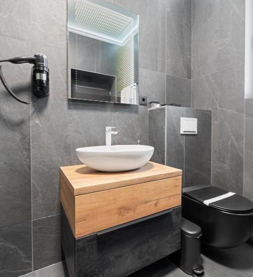 Deluxrum med Balkong, Fit Residence