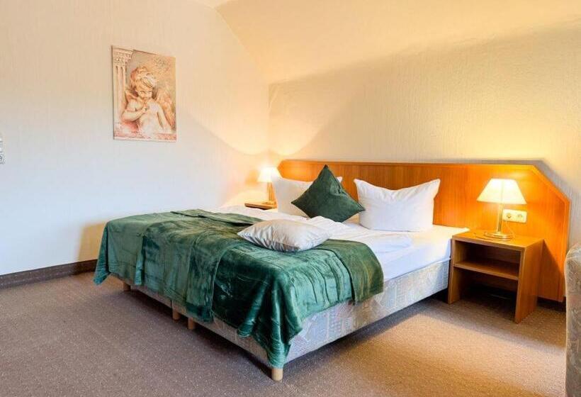 Quarto Estandar com Sacada, Harzhotel Grünett
