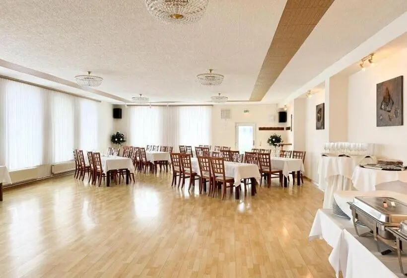 Standard Kolmen Hengen Huone, Harzhotel Grünett