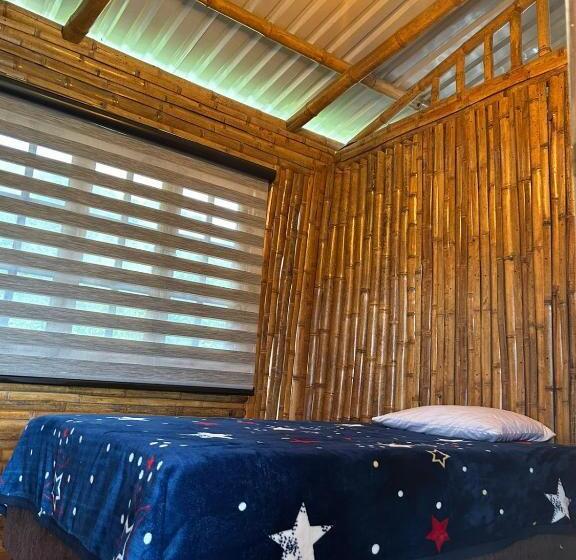 חדר דלוקס, Ecos Del Rio