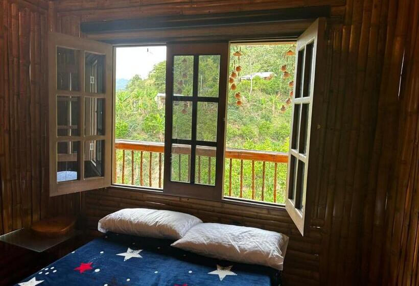 חדר דלוקס, Ecos Del Rio